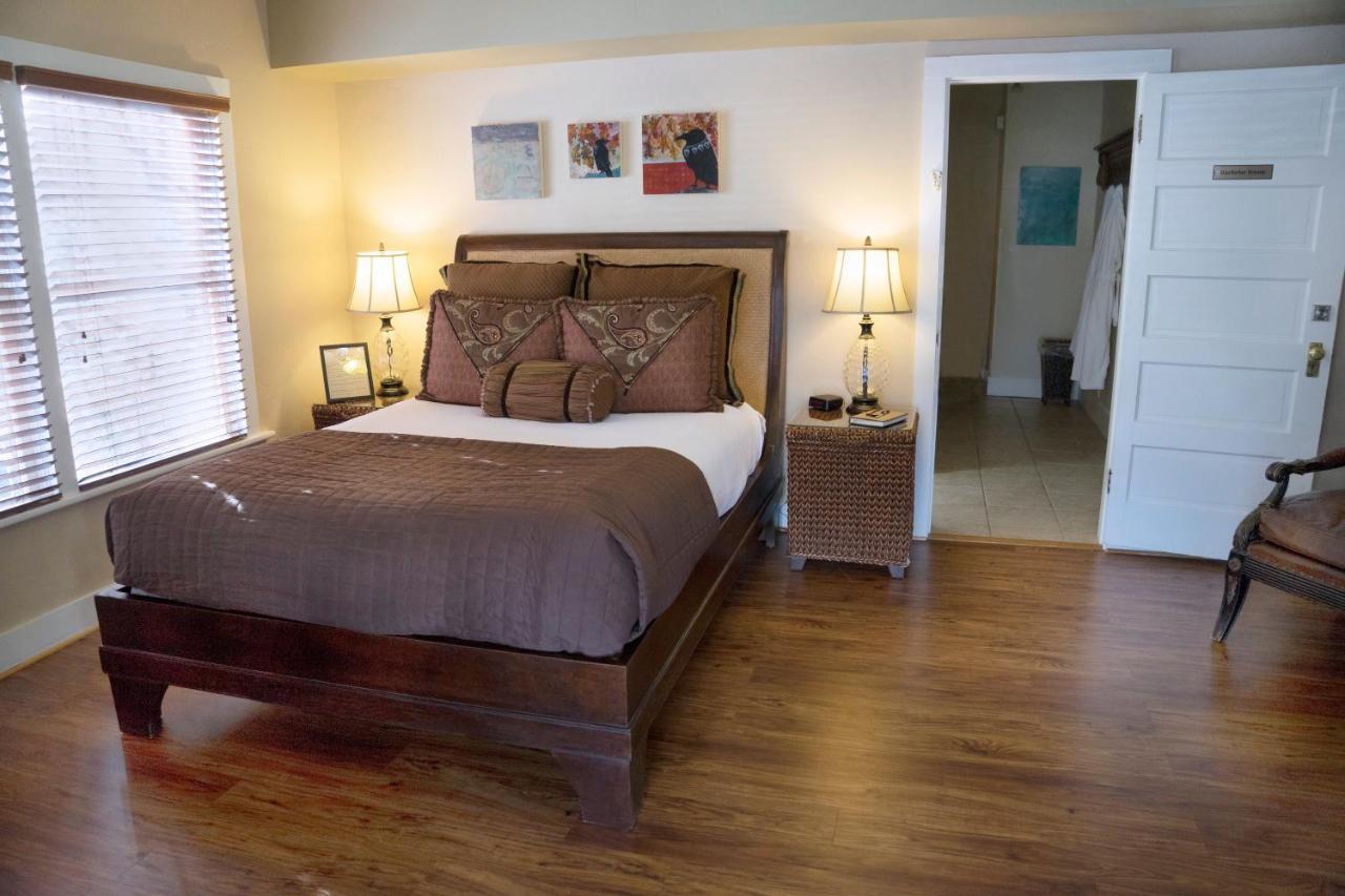 بيند Lara House Bed And Breakfast الغرفة الصورة
